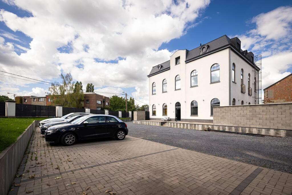 White Castle - Charleroi Airport Bed & Breakfast Eksteriør bilde