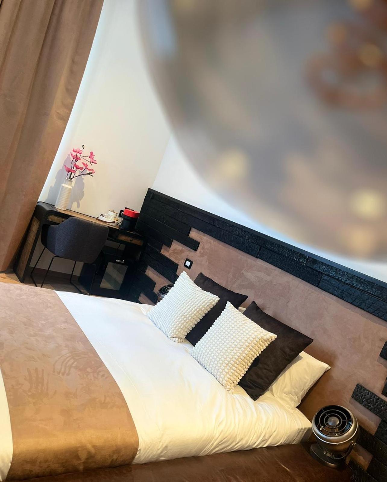 White Castle - Charleroi Airport Bed & Breakfast Rom bilde